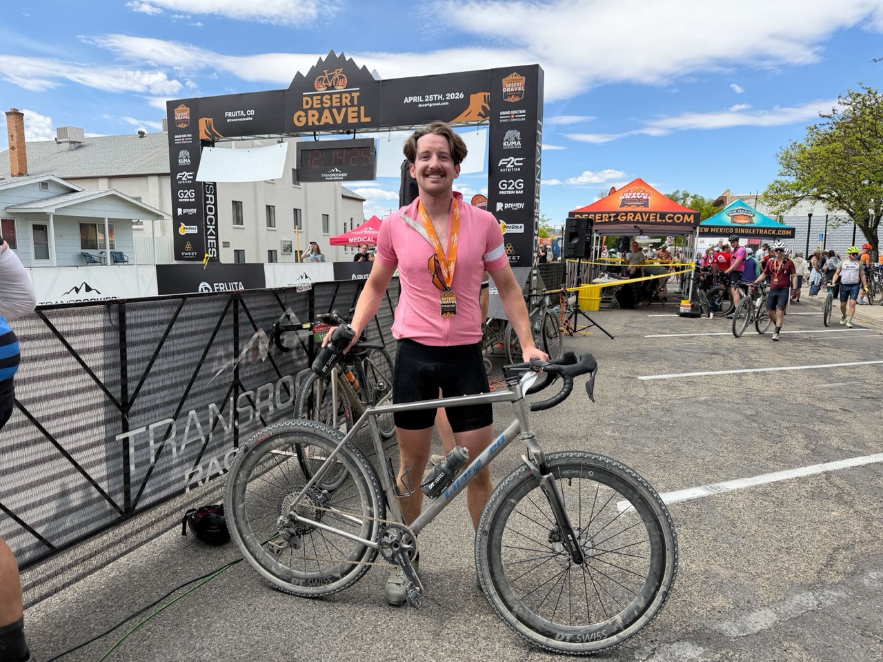 Desert Gravel on DT Swiss’s F132ONE Suspension Fork: A Newcomer’s Perspective